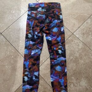 Lululemon Power Thru HR Tight 25” Size 4 NWT!!